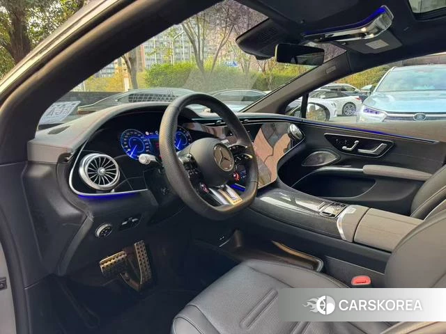 Mercedes-Benz AMG EQS 2025 Серебристо-серый из Китая