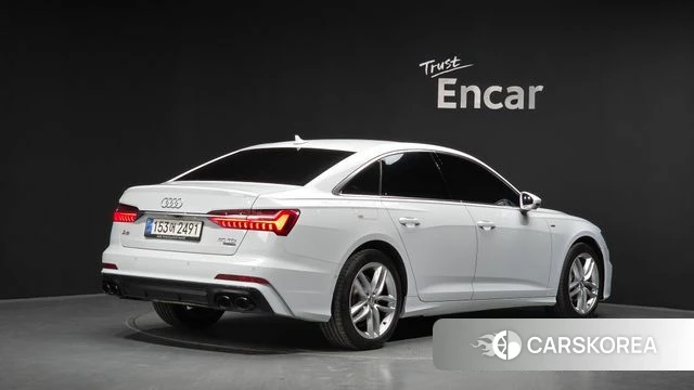 Audi A6 (C8) 2020 Белый из Кореи
