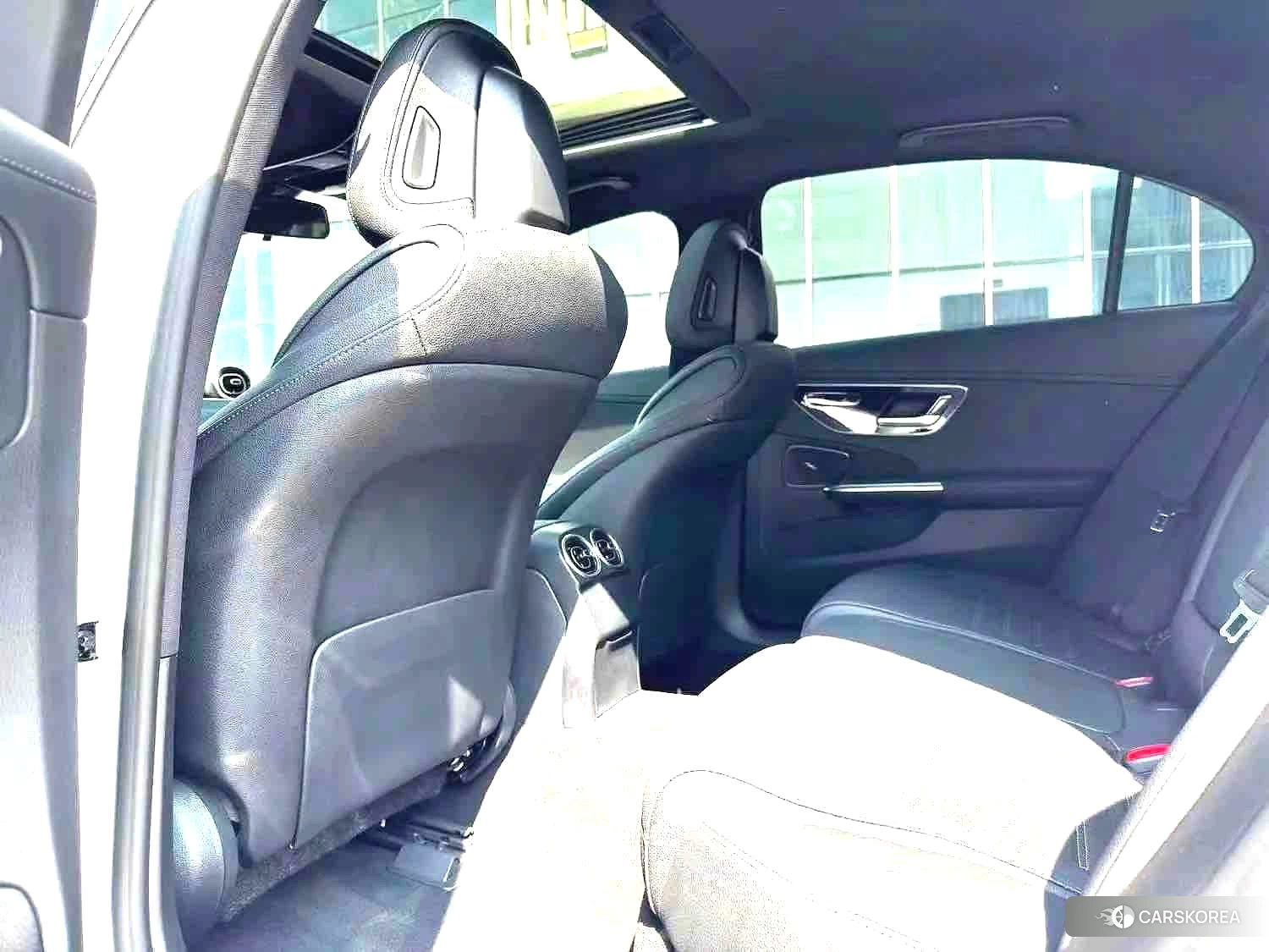 Mercedes-Benz C-class 2022 Белый из Китая