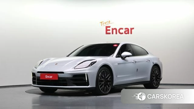Porsche Panamera (976) 2025 Светло-серебряный цвет из Кореи