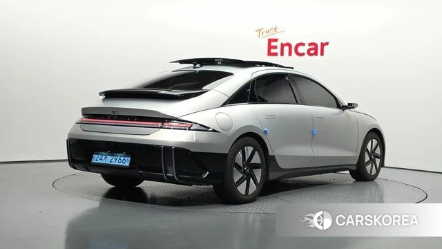 Hyundai Ionic 6 2023 Жемчужный цвет из Кореи