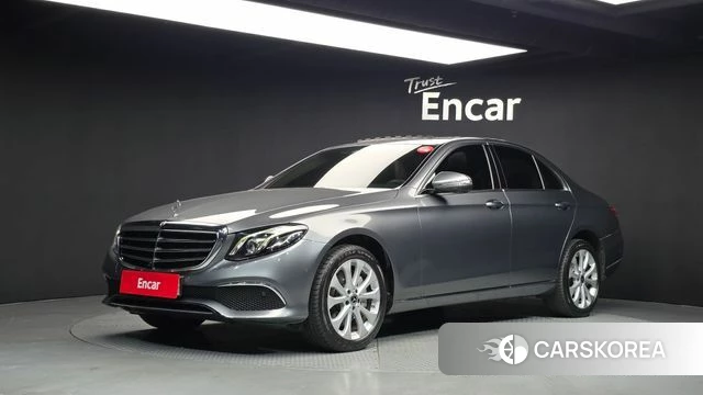 Mercedes-Benz E-Class W213 2018 Серый из Кореи