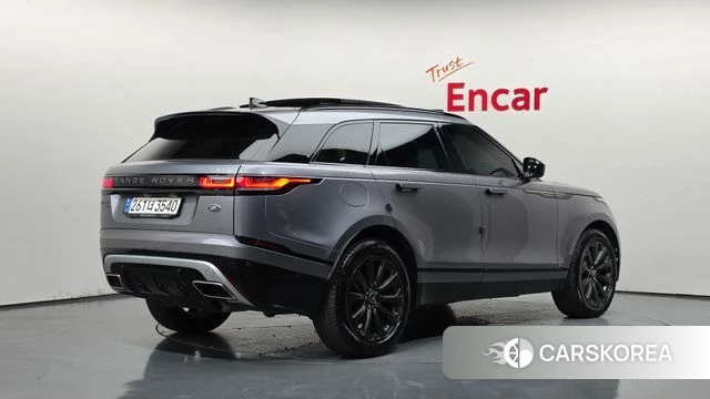 Land Rover Range Rover Velar 2021 Серебристо-серый из Кореи