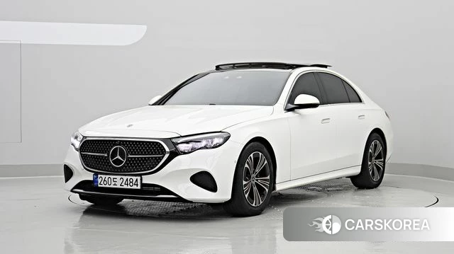 Mercedes-Benz E-Class W214 2024 Белый из Кореи
