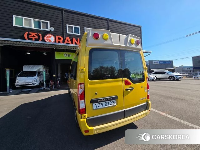 Renault Korea (Samsung) Master 2020 Желтый из Кореи