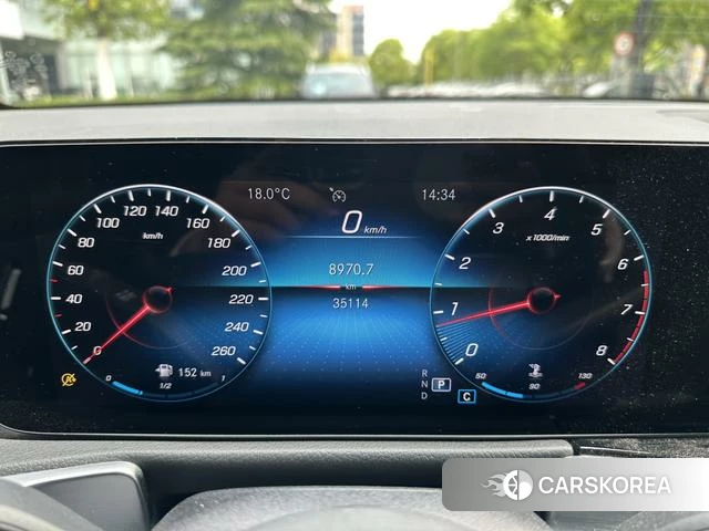 Mercedes-Benz GLB 2023 Белый из Китая