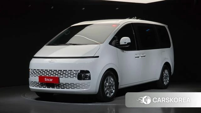 Hyundai Staria 2024 Белый из Кореи