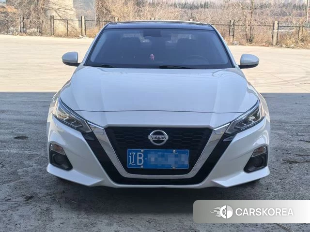 Nissan Altima 2021 Белый из Китая