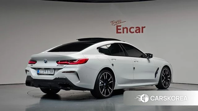 BMW 8 Series (G15) 2025 Белый из Кореи