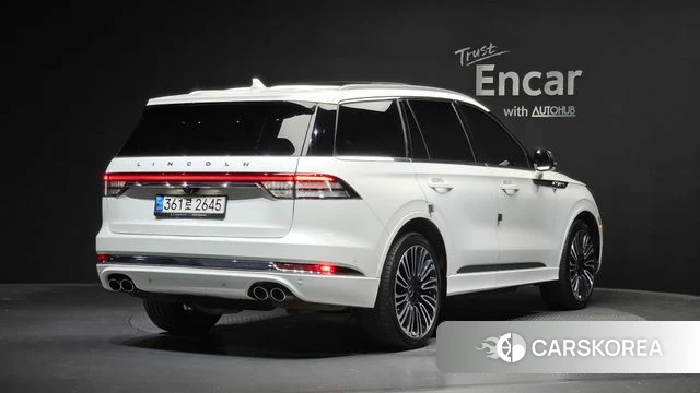 Lincoln Aviator 2nd generation 2021 Белый из Кореи