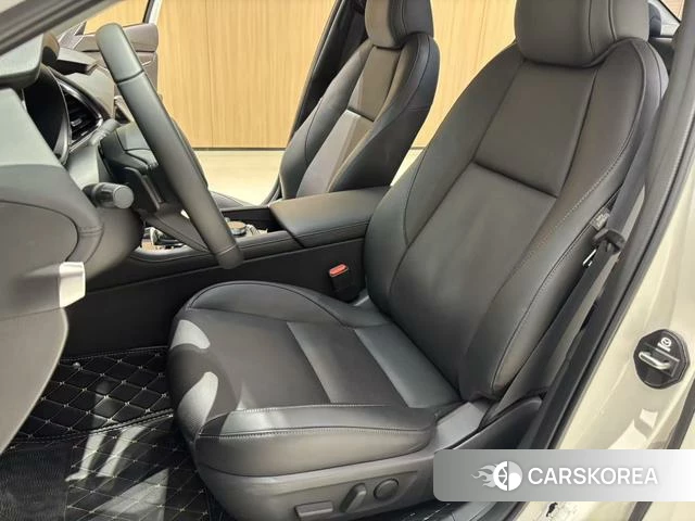 Mazda 3 2025 Белый из Китая