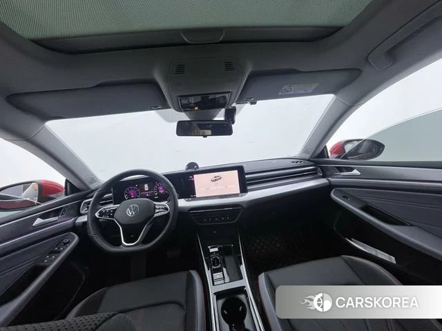 Volkswagen Lamando 2023 Красный из Китая