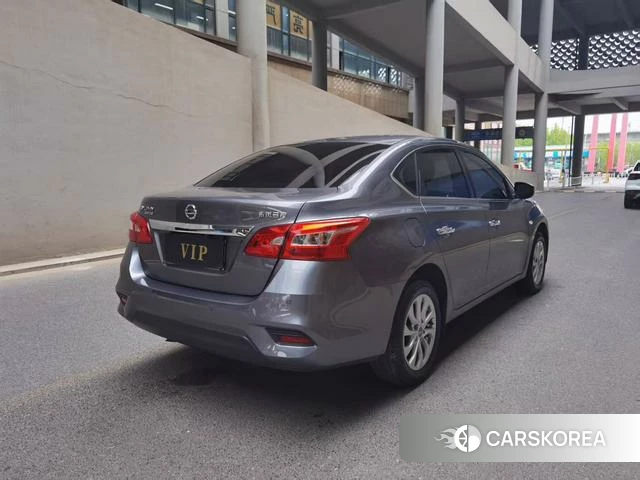 Nissan Sylphy 2024 Темно-серый из Китая