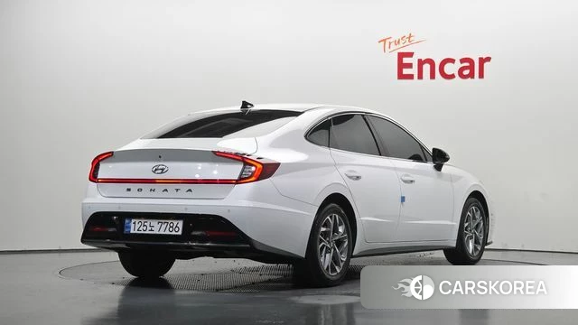 Hyundai Sonata (DN8) 2022 Белый из Кореи