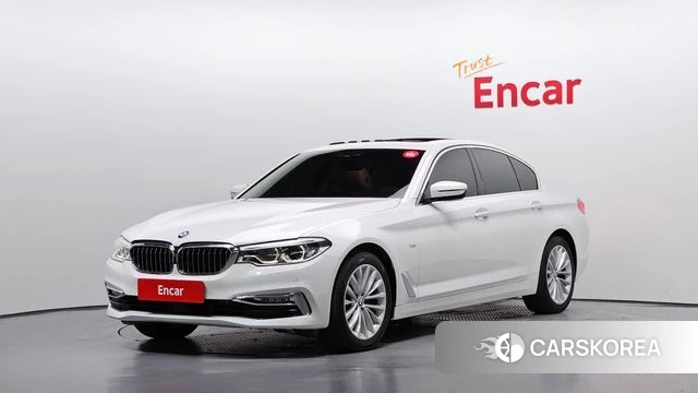 BMW 5 Series (G30) 2018 Белый из Кореи