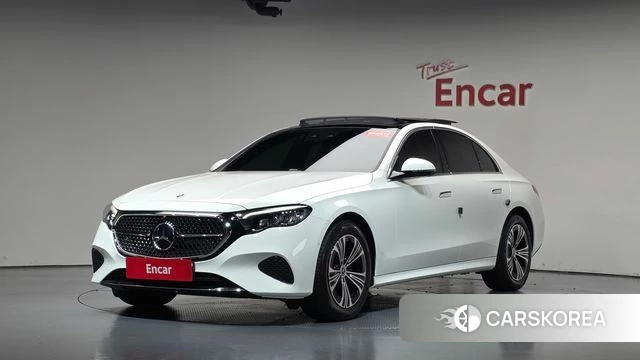 Mercedes-Benz E-Class W214 2025 Белый из Кореи