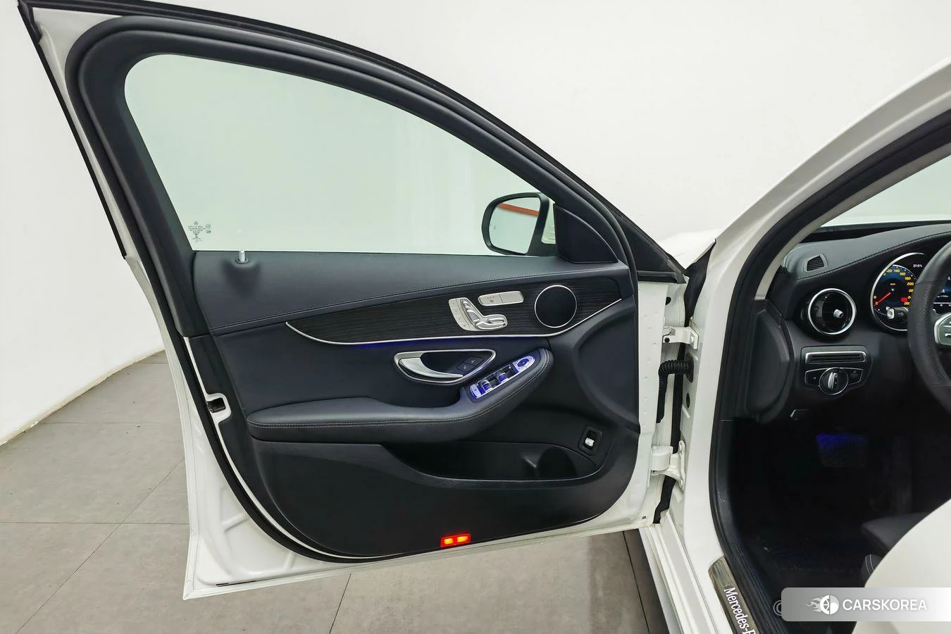 Mercedes-Benz C-class 2020 Белый из Китая
