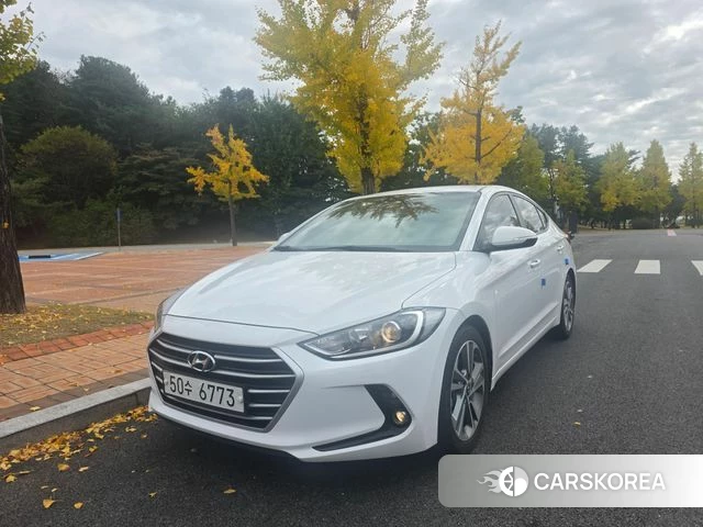 Hyundai Avante AD 2018 Белый из Кореи