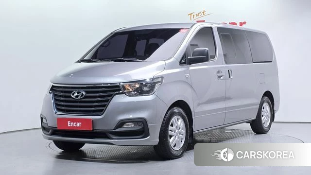 Hyundai The New Grand Starex 2018 Серый из Кореи