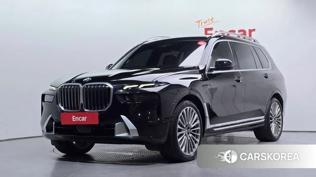 BMW X7 (G07) 2022 Черный из Кореи