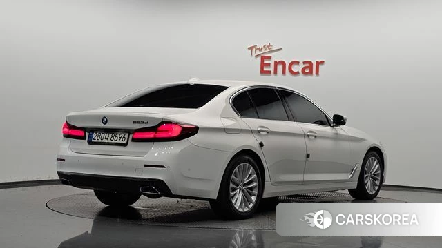 BMW 5 Series (G30) 2021 Белый из Кореи