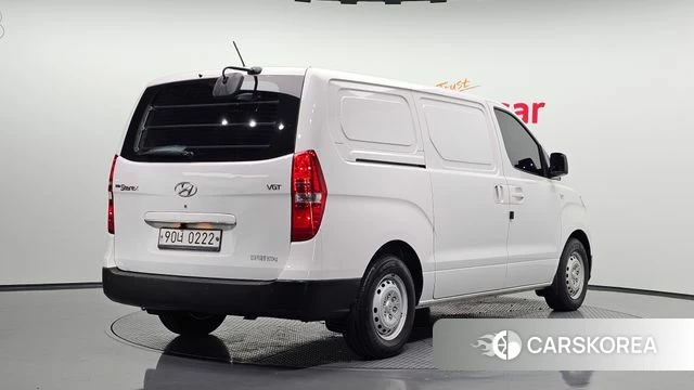 Hyundai The New Grand Starex 2019 Белый из Кореи