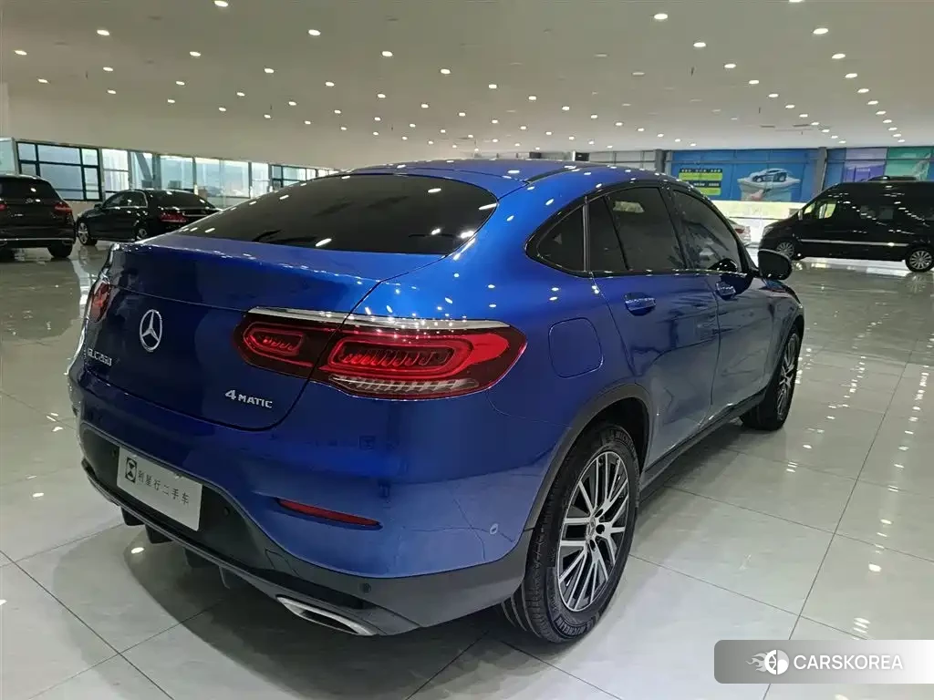 Mercedes-Benz GLC 2023 Синий из Китая