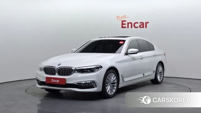BMW 5 Series (G30) 2018 Белый из Кореи