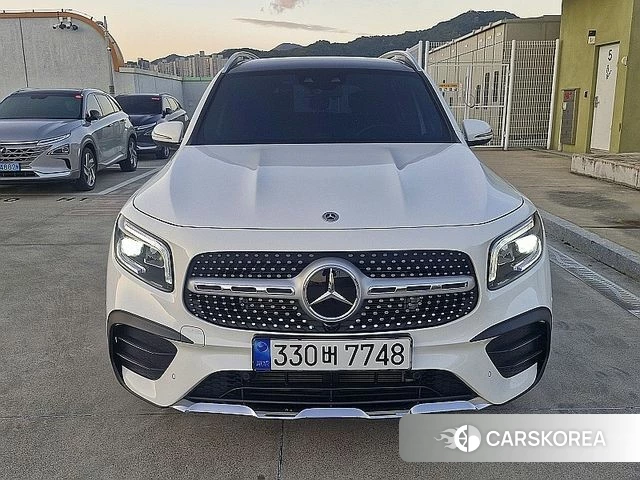 Mercedes-Benz GLB-Class X247 2022 Белый из Кореи