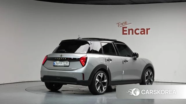 Mini Cooper S 4th Generation 2026 Серебристо-серый из Кореи
