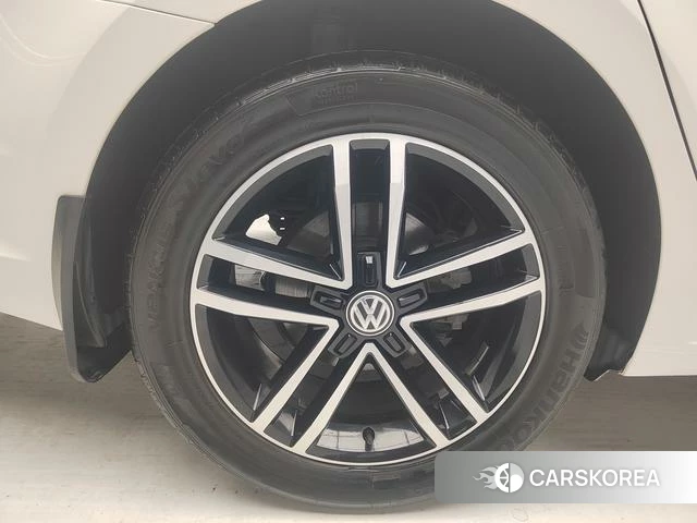 Volkswagen Lamando 2021 Белый из Китая