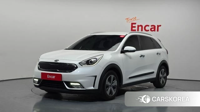 Kia Niro 2018 Белый из Кореи