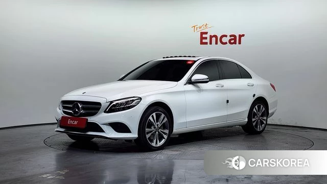 Mercedes-Benz C-Class W205 2020 Белый из Кореи