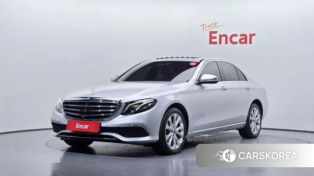 Mercedes-Benz E-Class W213 2020 Серебряный из Кореи