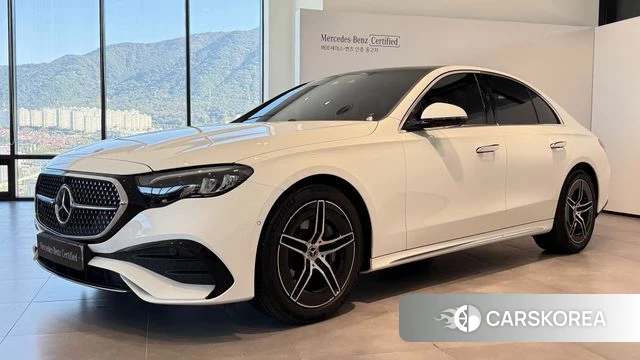 Mercedes-Benz E-Class W214 2026 Белый из Кореи