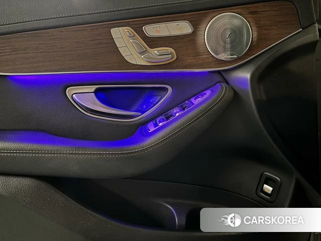 Mercedes-Benz GLC 2021 Шампань из Китая