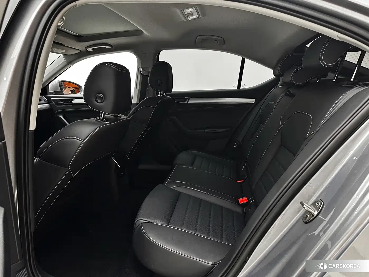 Skoda Superb 2024 Silver/gray из Китая