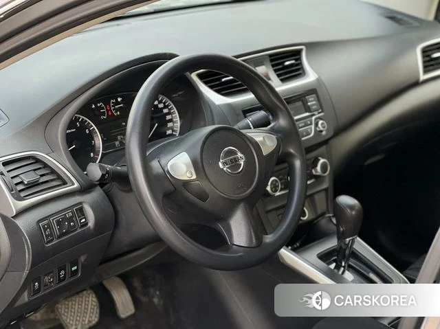 Nissan Sylphy 2022 Темно-серый из Китая