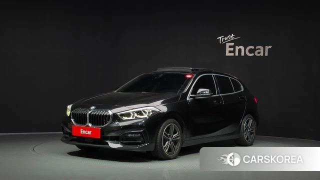 BMW 1 Series (F40) 2020 Черный из Кореи
