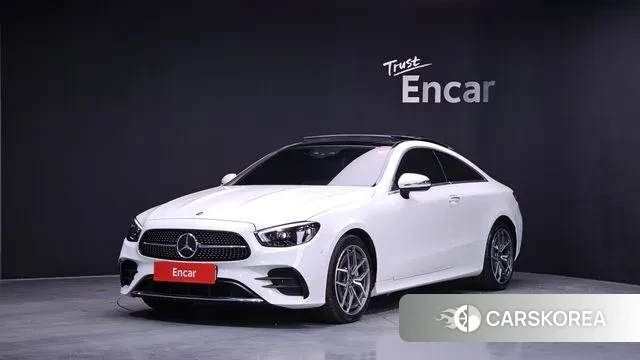 Mercedes-Benz E-Class W213 2022 Белый из Кореи