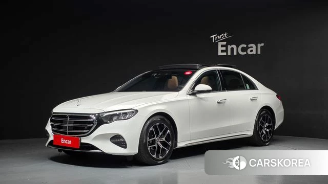 Mercedes-Benz E-Class W214 2026 Белый из Кореи