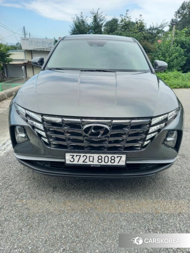 Hyundai Tucson (NX4) 2022 Серебристо-серый из Кореи