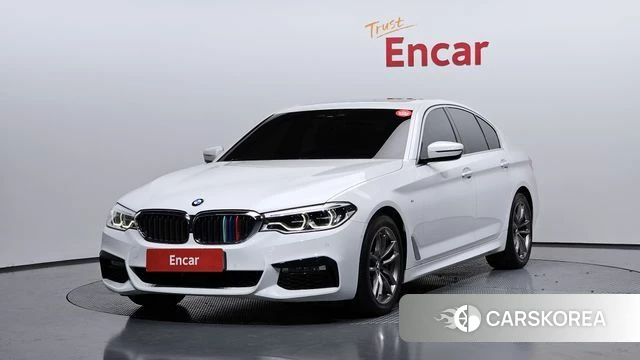 BMW 5 Series (G30) 2018 Белый из Кореи