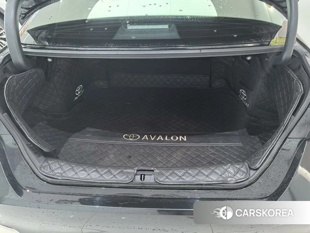 Toyota Avalon 2021 Черный из Китая