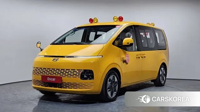 Hyundai Staria 2021 Желтый из Кореи