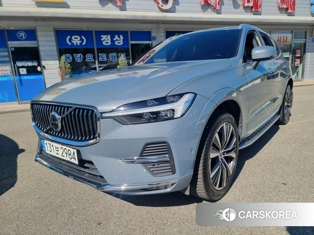 Volvo XC60 second Generation 2022 Песочный из Кореи