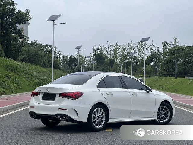 Mercedes-Benz A-Class 2021 Белый из Китая