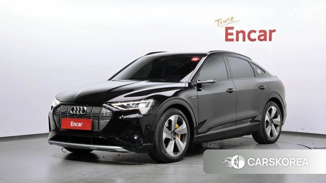 Audi e-Tron 2021 Черный из Кореи