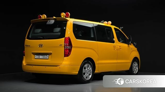 Hyundai The New Grand Starex 2018 Желтый из Кореи