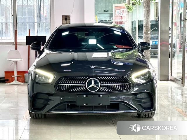 Mercedes-Benz E-Class 2021 Темно-серый из Китая